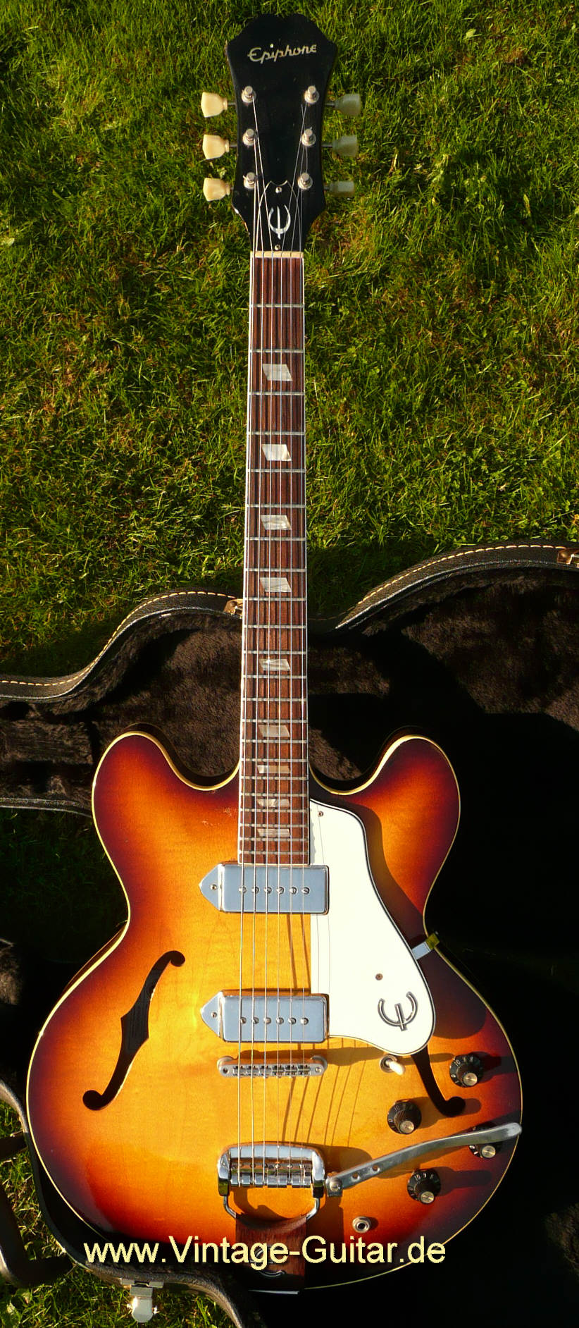 Epiphone Casino 1968.jpg